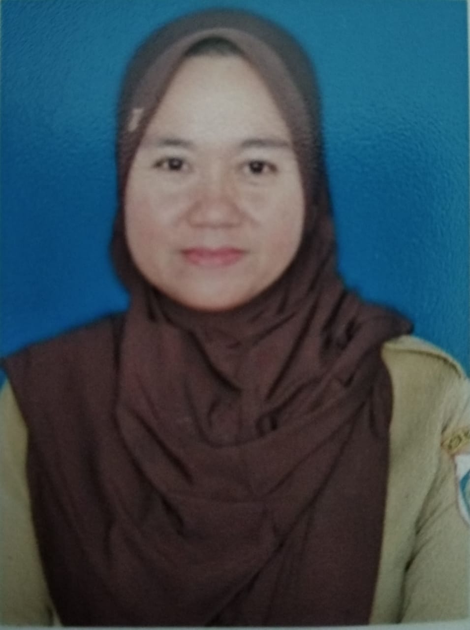 IDAHSUKRIANI MANDENG, S.Pd.