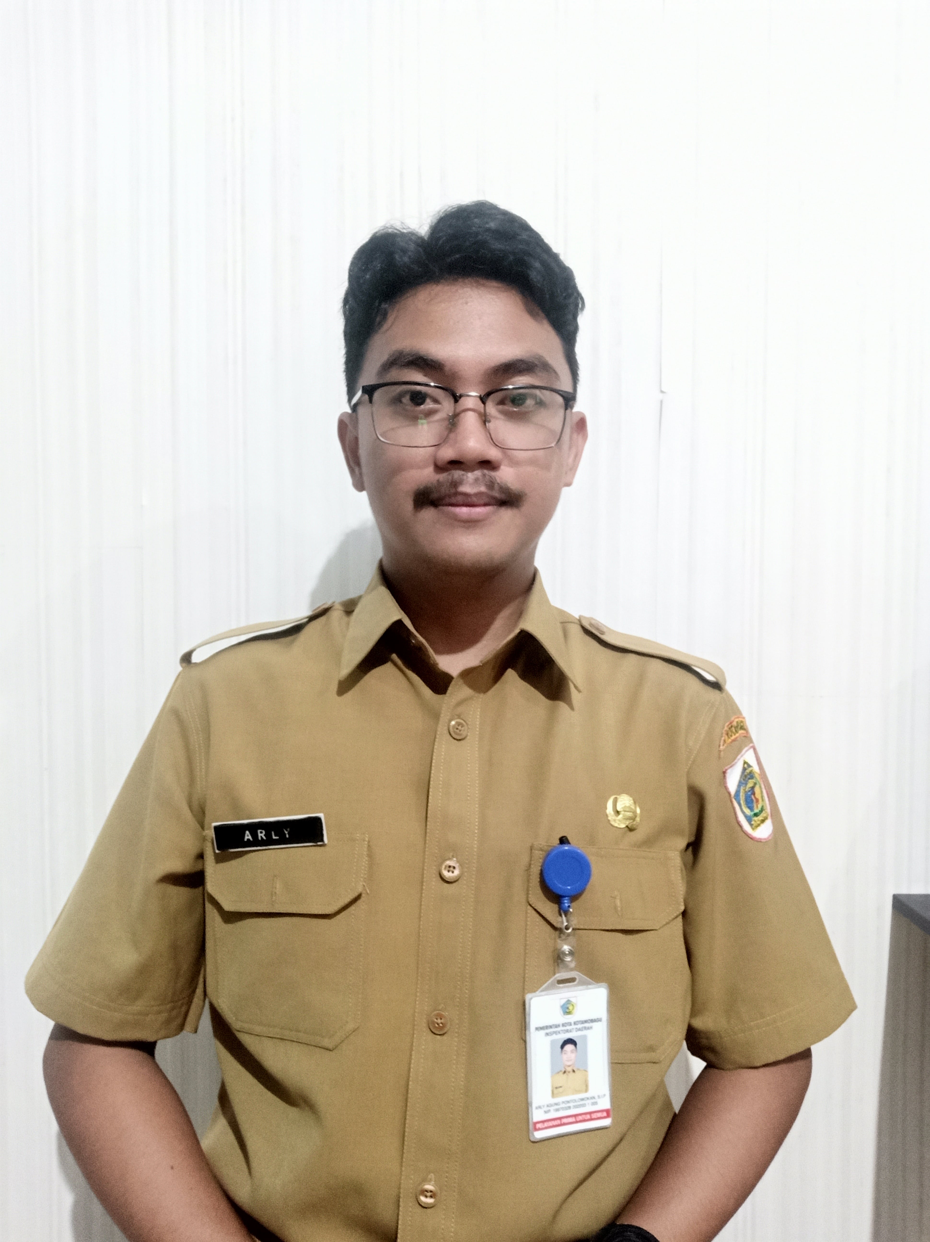 ARLY AGUNG PONTOLOWOKAN, S.I.P.