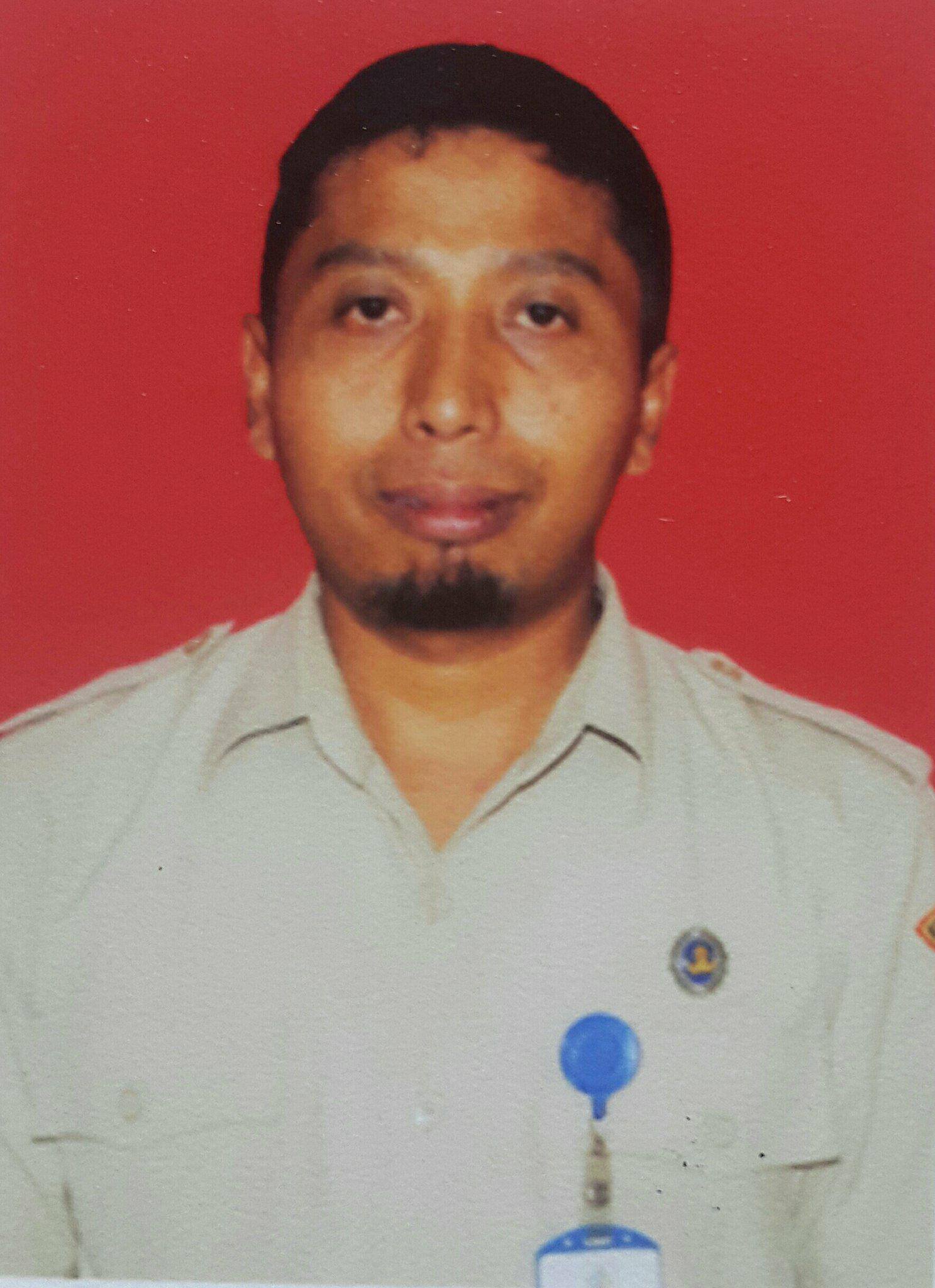 AMIR MAHMUD, S.Pd.