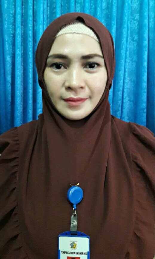 RITA LAPADENGAN, S.E.