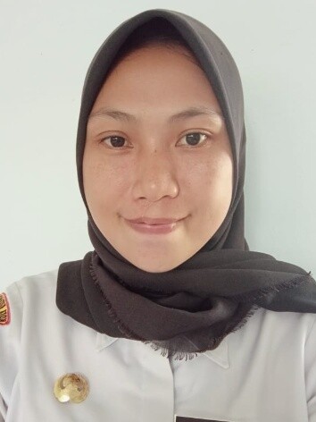 MUNIARSI MOKODOMPIT, S.Pd.