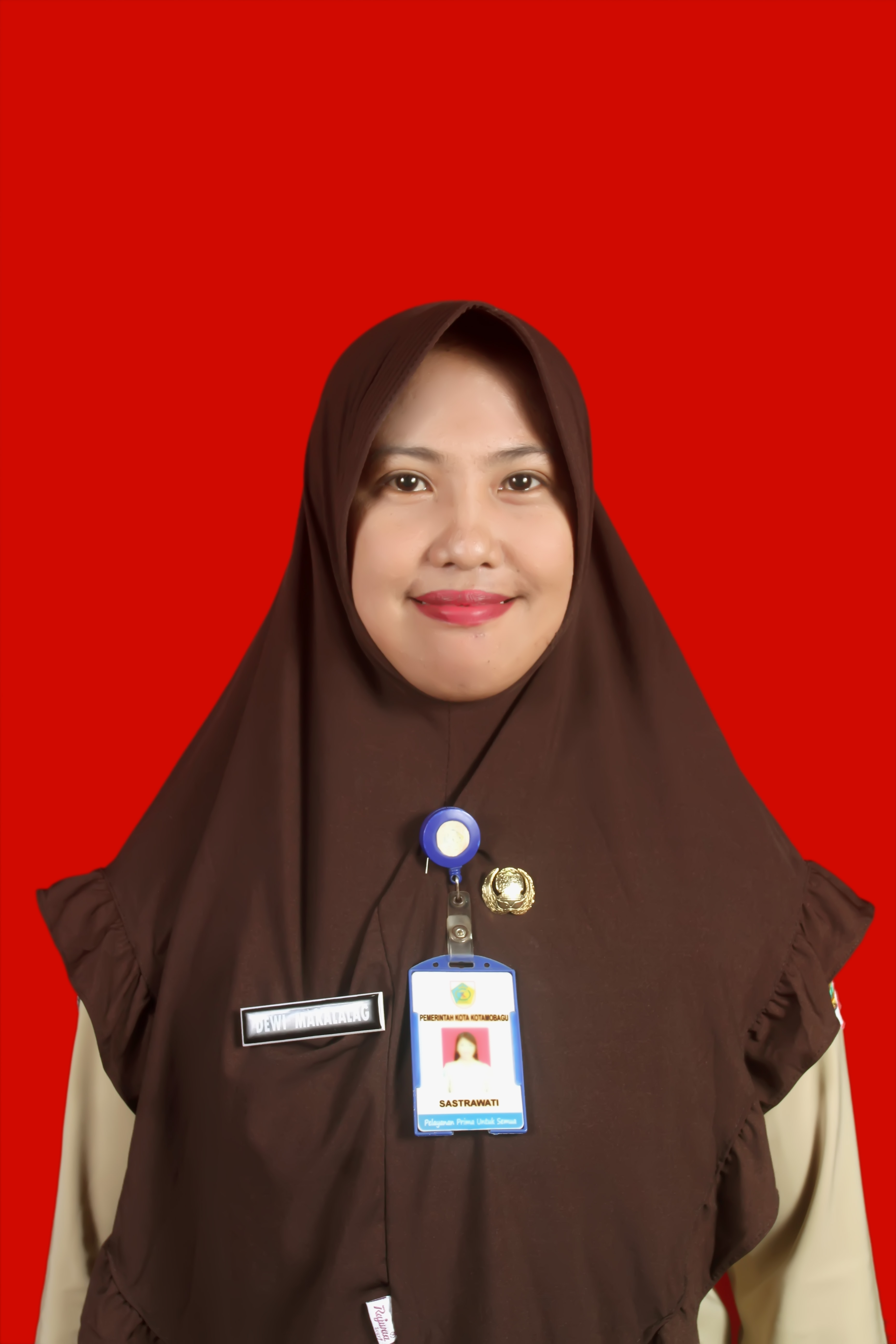 DEWI PRATIWI MAKALALAG, S.Si, Apt