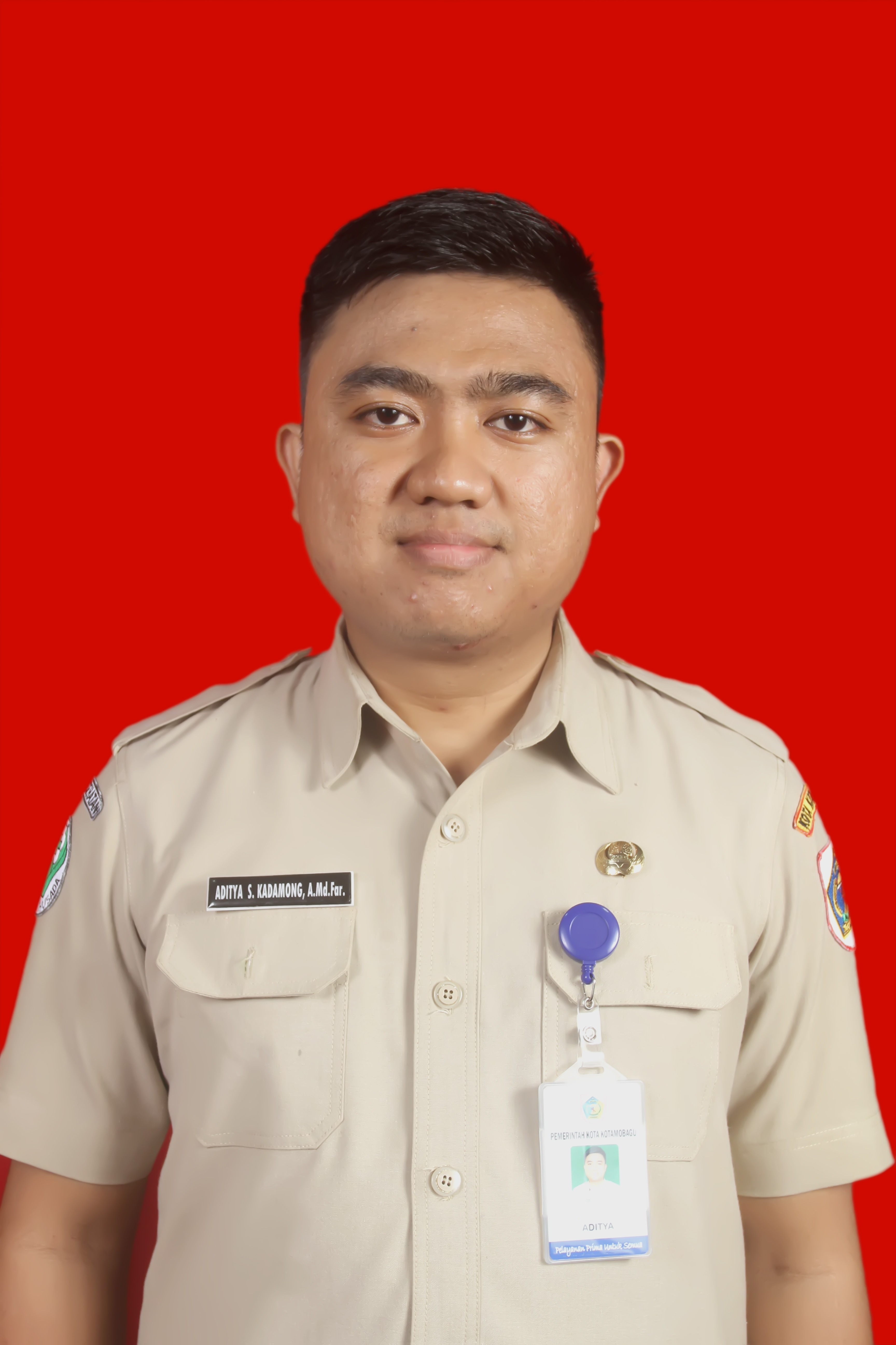 ADITYA SAPUTRA KADAMONG, A.Md.Farm