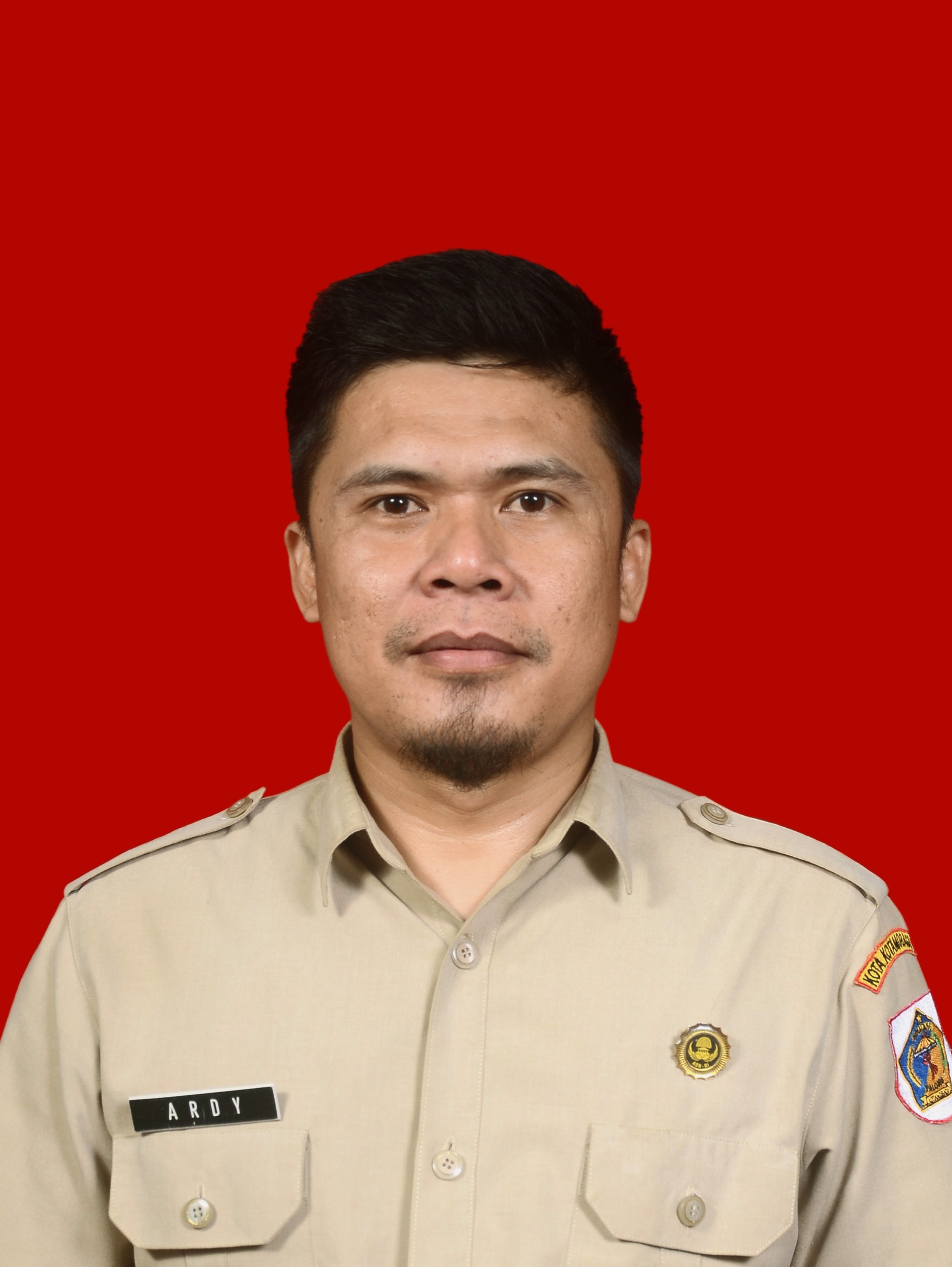 SUPARDI MOKOAGOW, S.H.