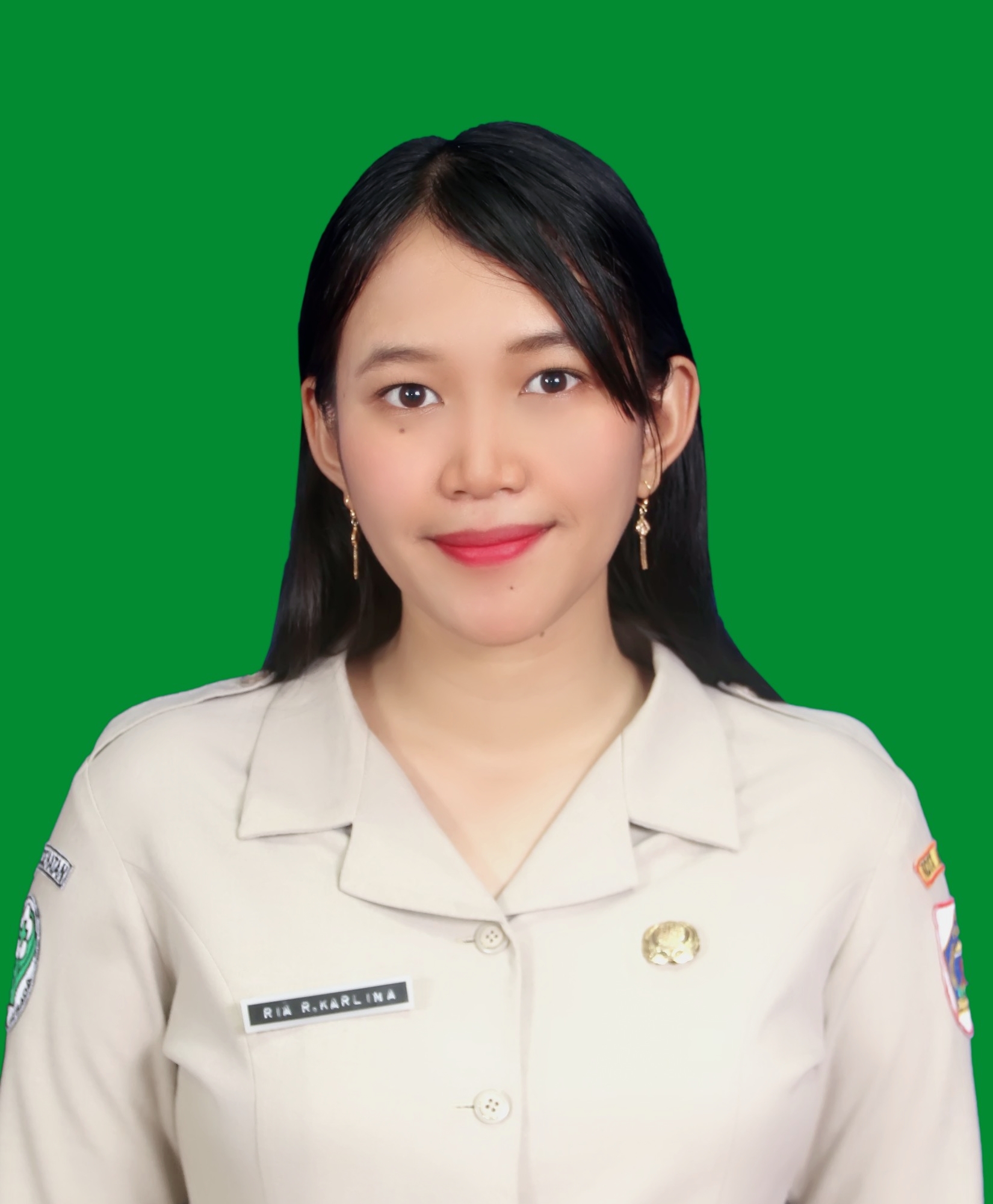 RIA RAHMAWATI KARLINA, A.Md.Farm