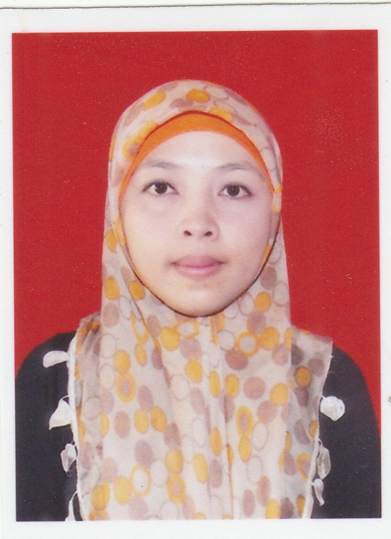 Cici Aprianti Mamonto, S.Pd.