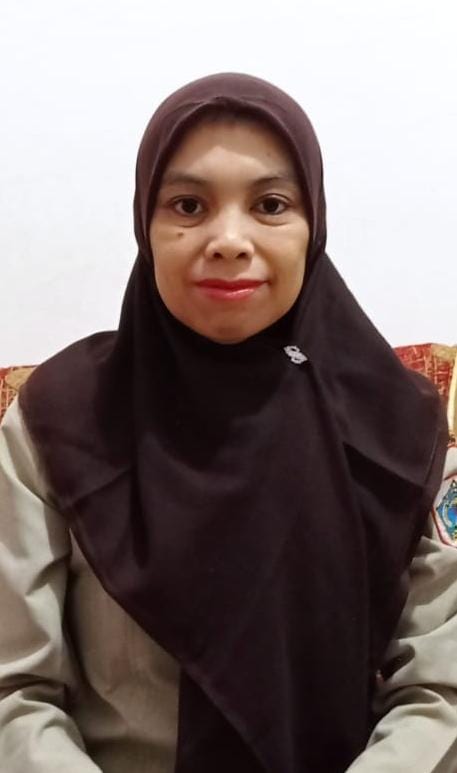 FITRI MOKODOMPIT, S.E.