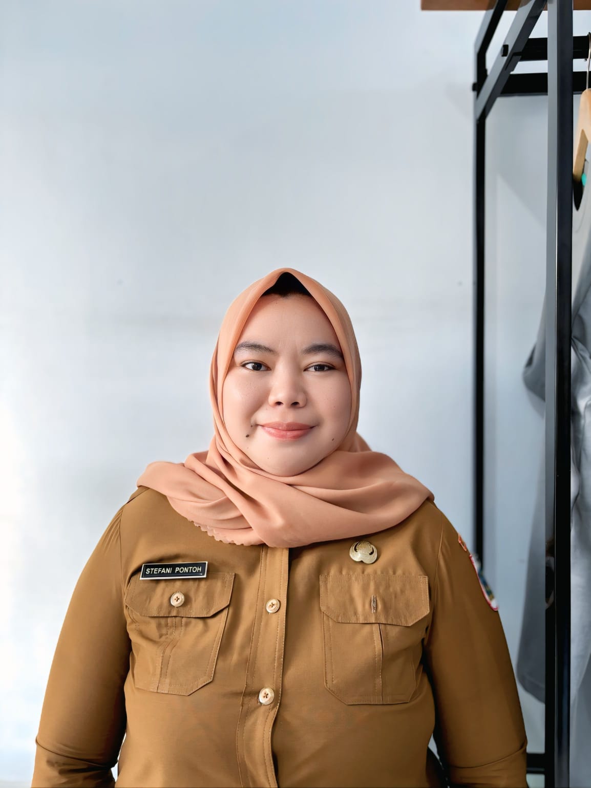 STEFANI PONTOH