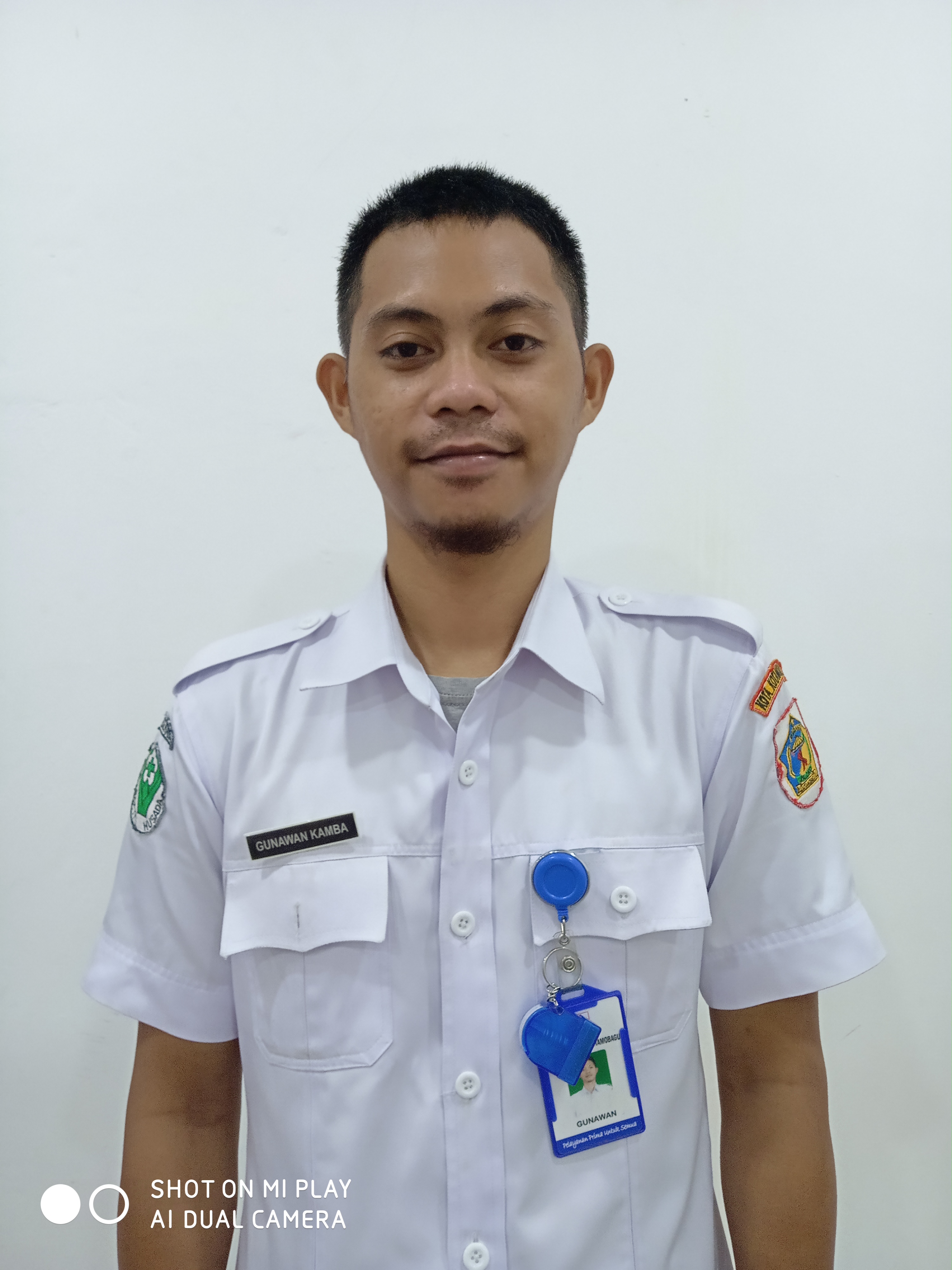 Gunawan Kamba, A.Md.Kep