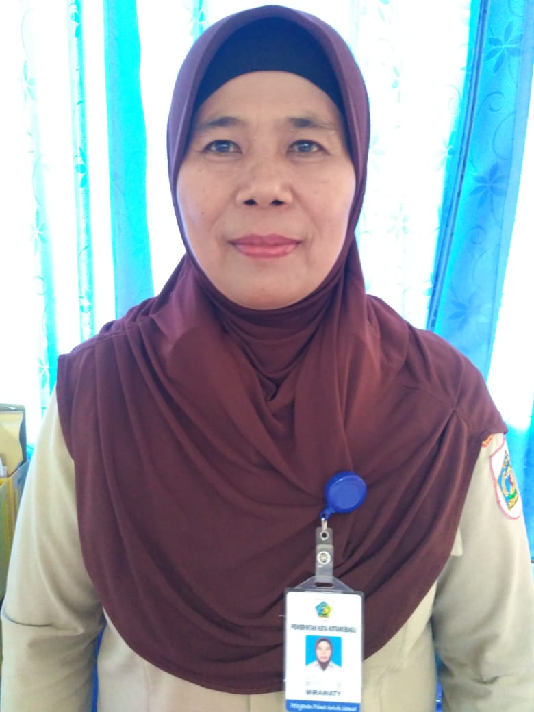 MIRAWATY MONOARFA, S.Pd.