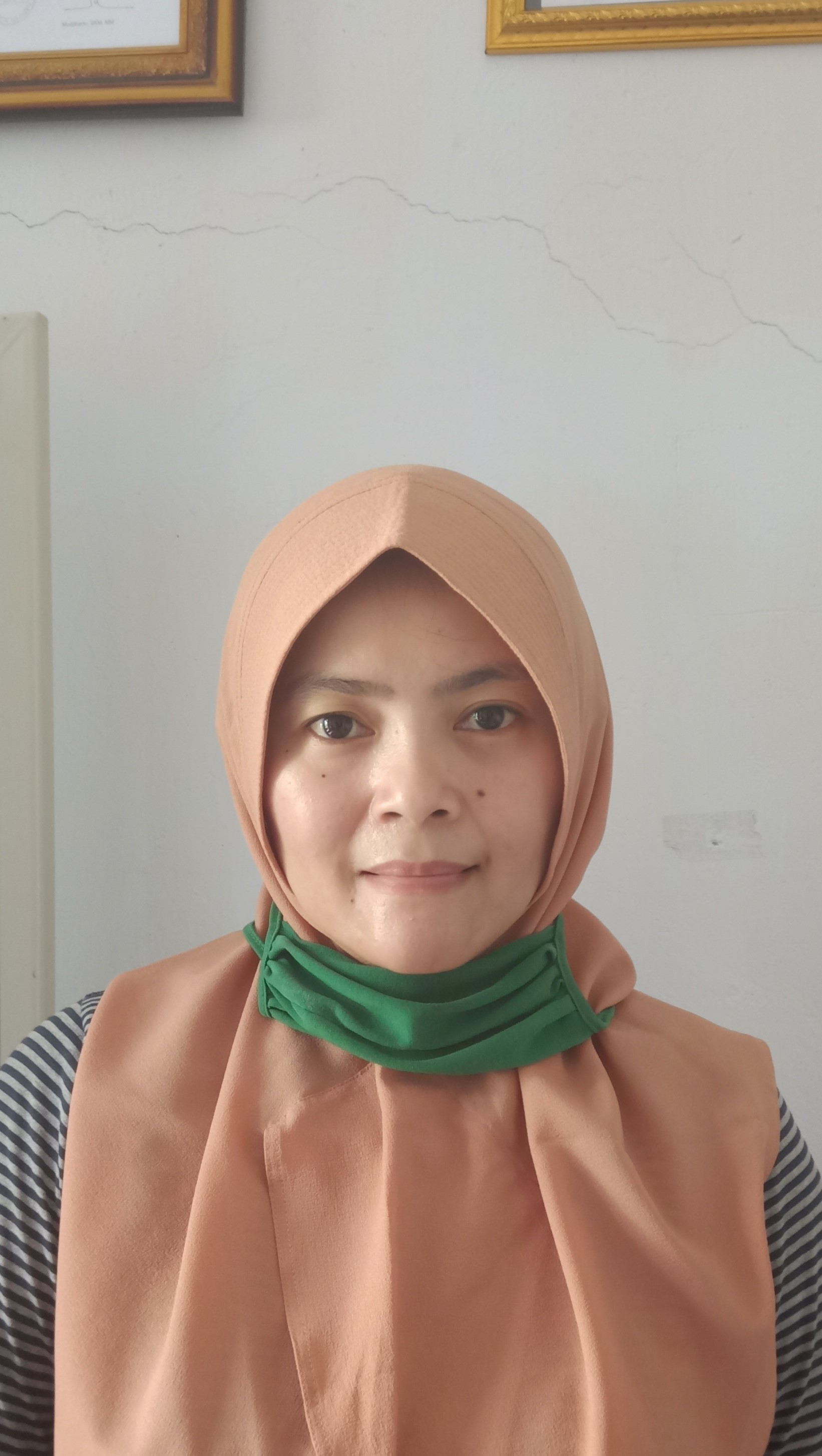 YANI SUSAN ROBOT, AMd Keb