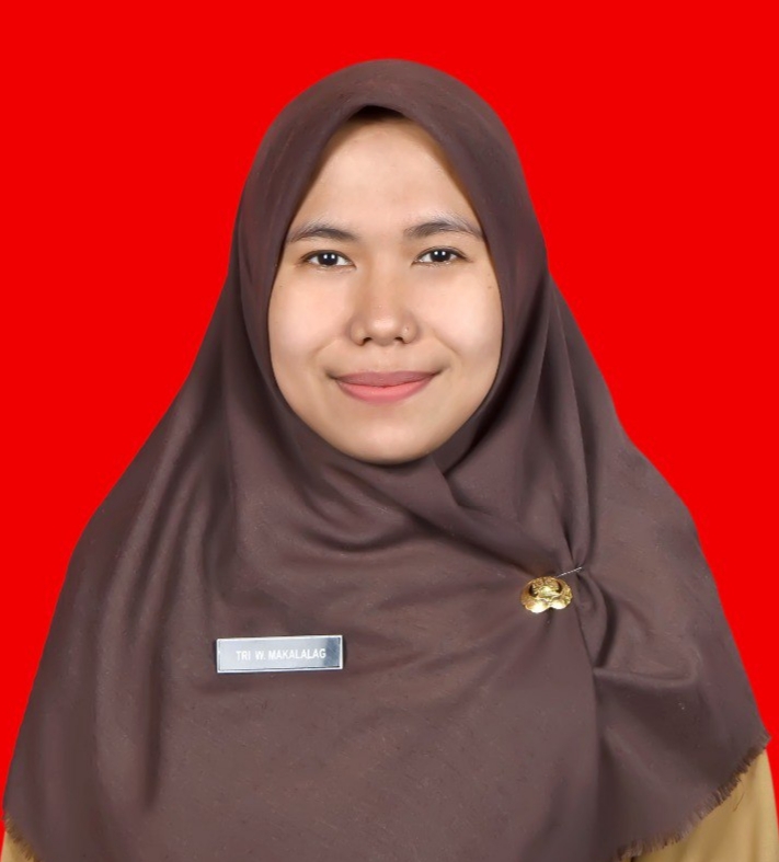 TRI WAHYUNI MAKALALAG, S.Psi.