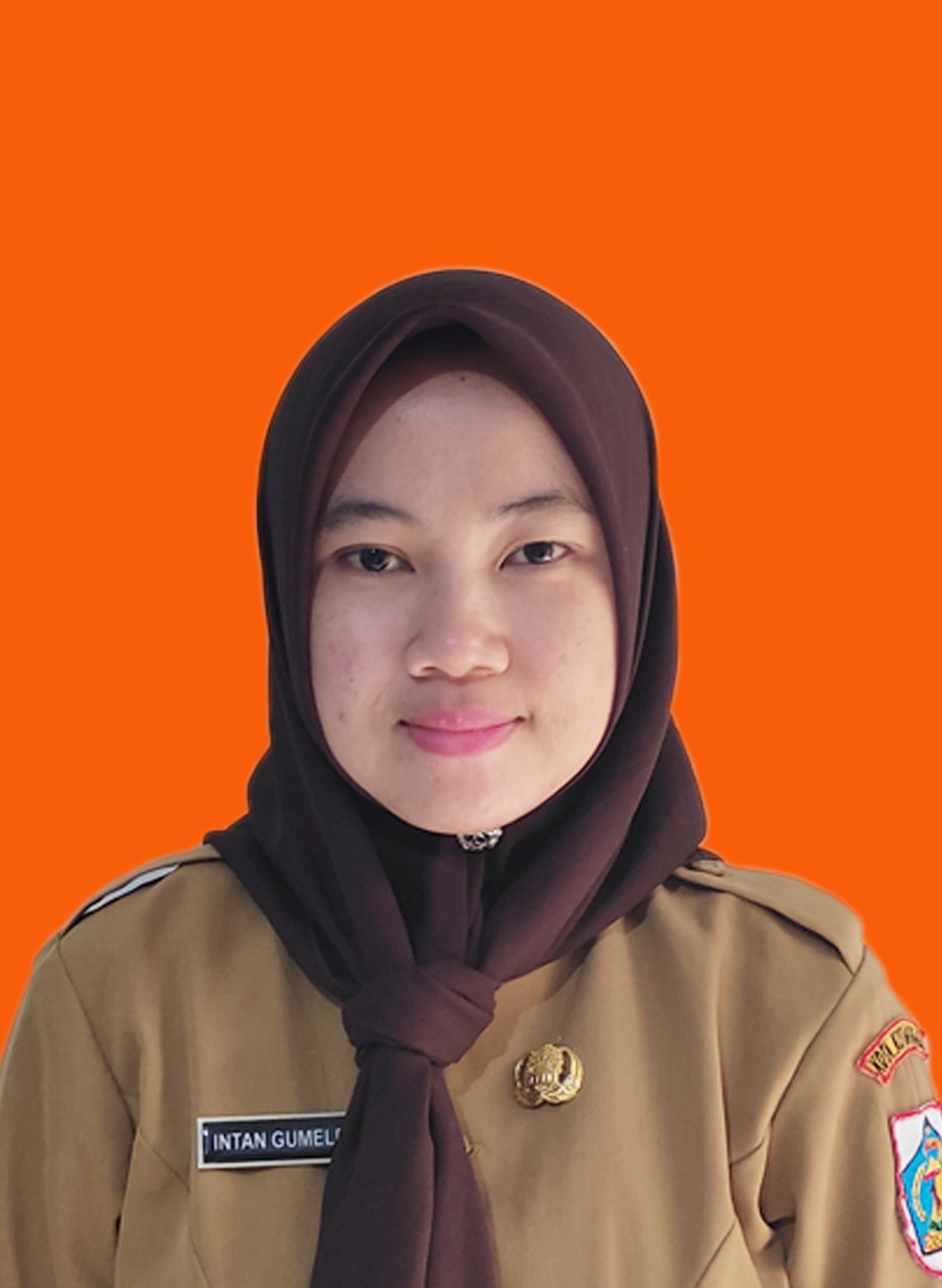 INTAN GUMELENG, S.E.